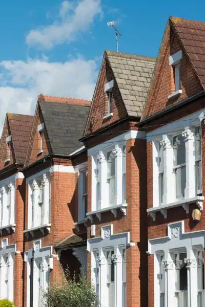 The Question Every Homeowner Asks: When Should I Serve Notice Kingswood?